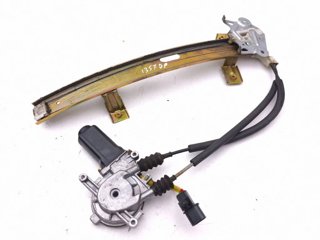 Front door window regulator with motor CH1100100