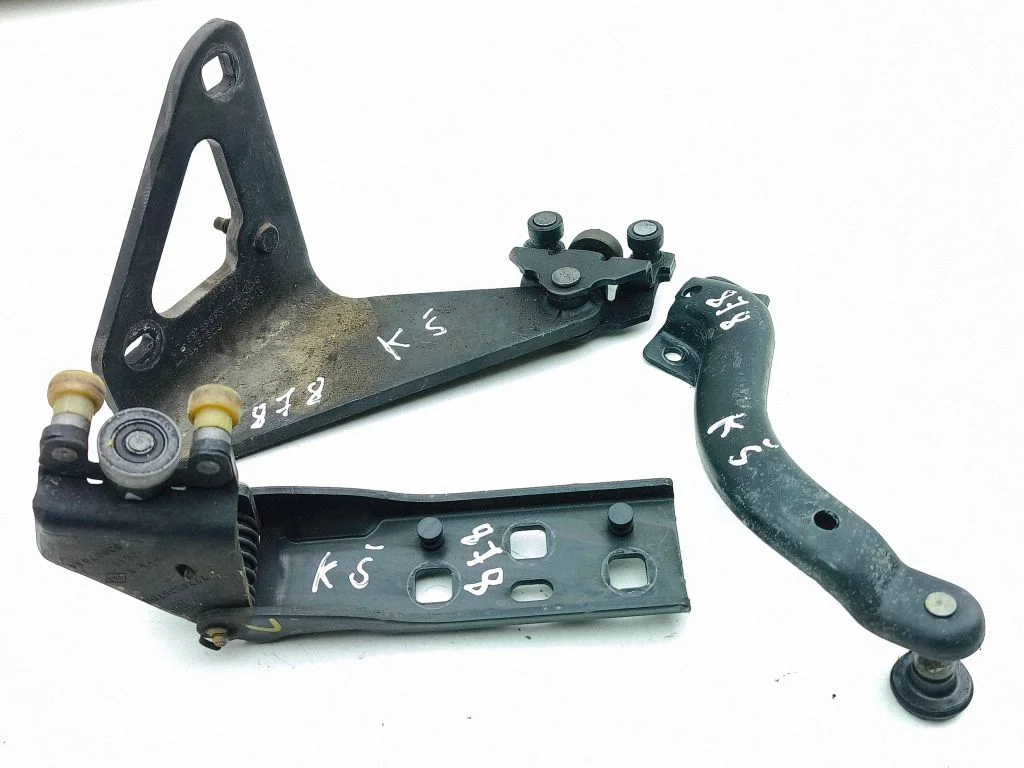 Roller guide/hinge set – Opel Vivaro (2014-2018)