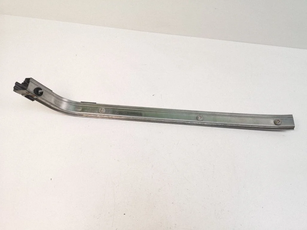 Sliding door upper top rail – Mazda 5 (2010-2016)