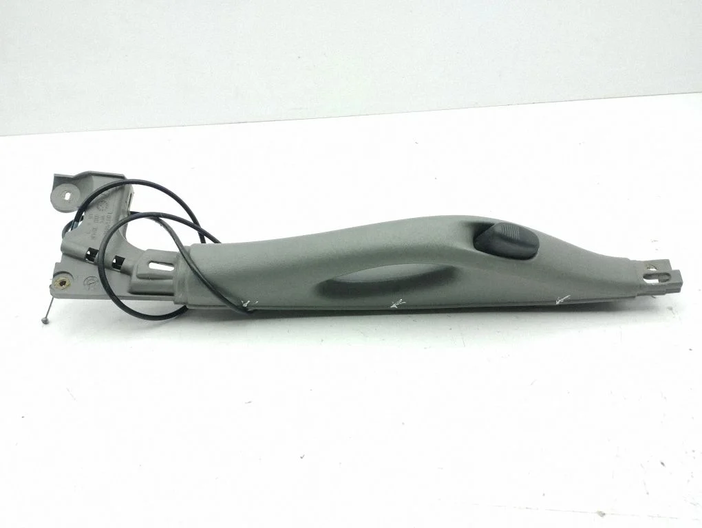 Sliding door interior handle – left