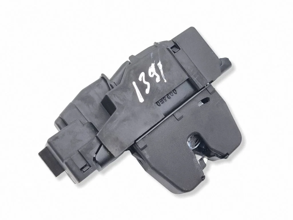 Loading door lock 9816195380