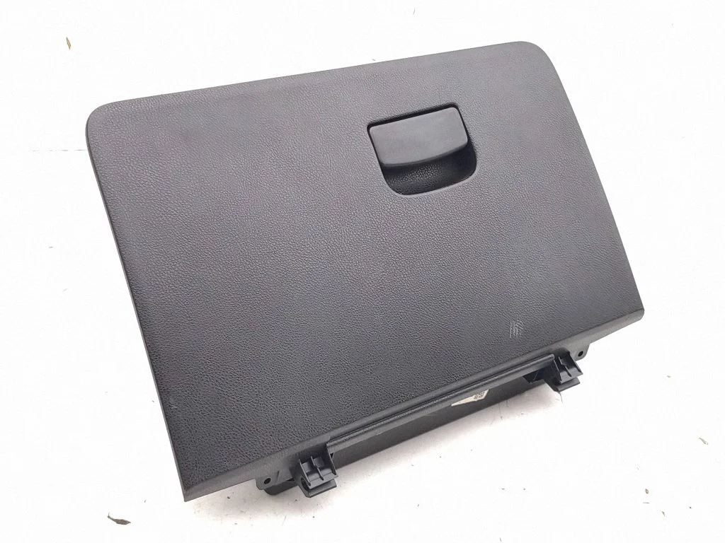 Glove box 66123CA000