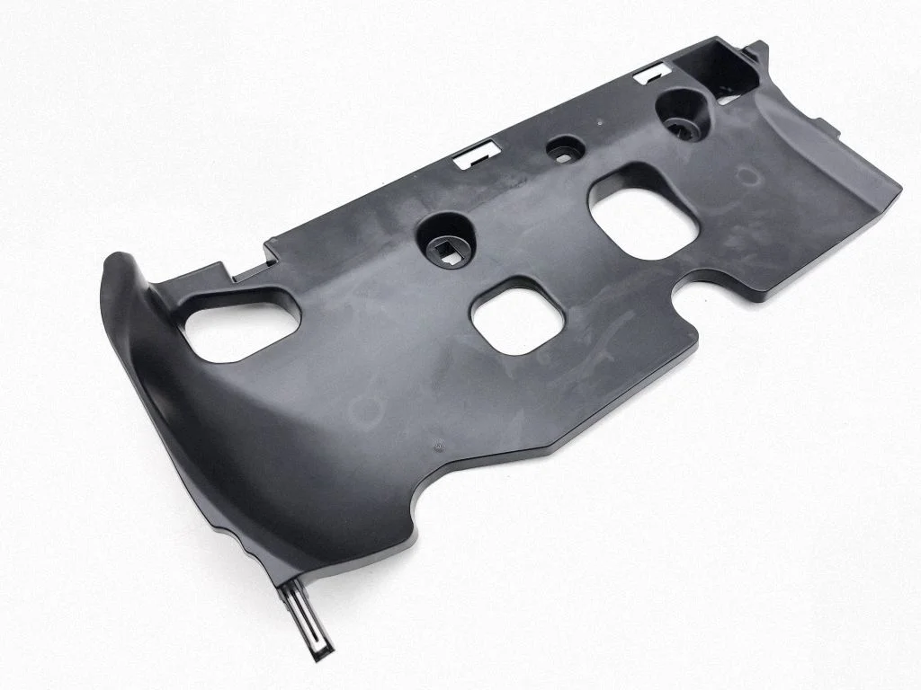 Armatuurlaua alumine viimistluspaneel – Toyota Yaris XP210 (2020-)