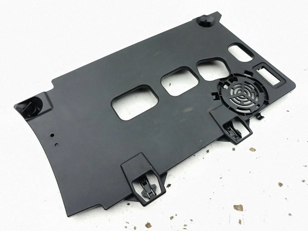 Dashboard lower bottom trim panel – BMW X2 U10 (2023-)
