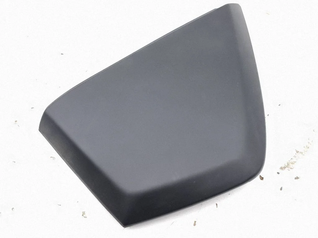 Dashboard side end trim – Porsche Cayenne (92A) (2010-2017)