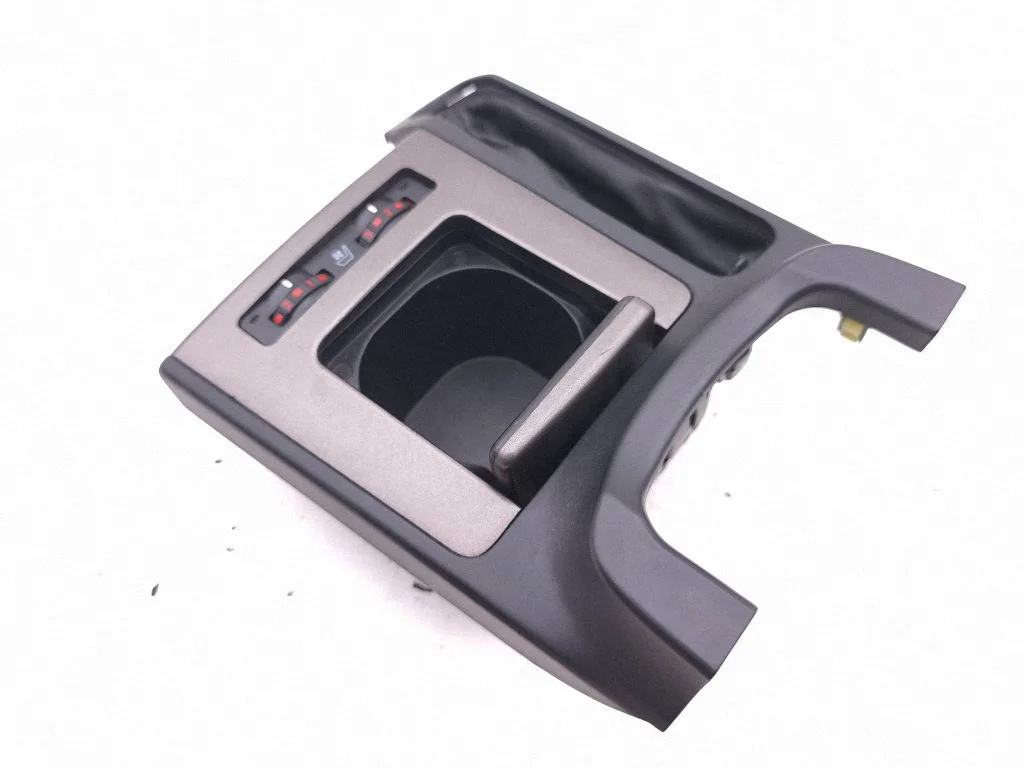 Uchwyt na kubek – Lexus IS 220D-250-350 (2006-2013)