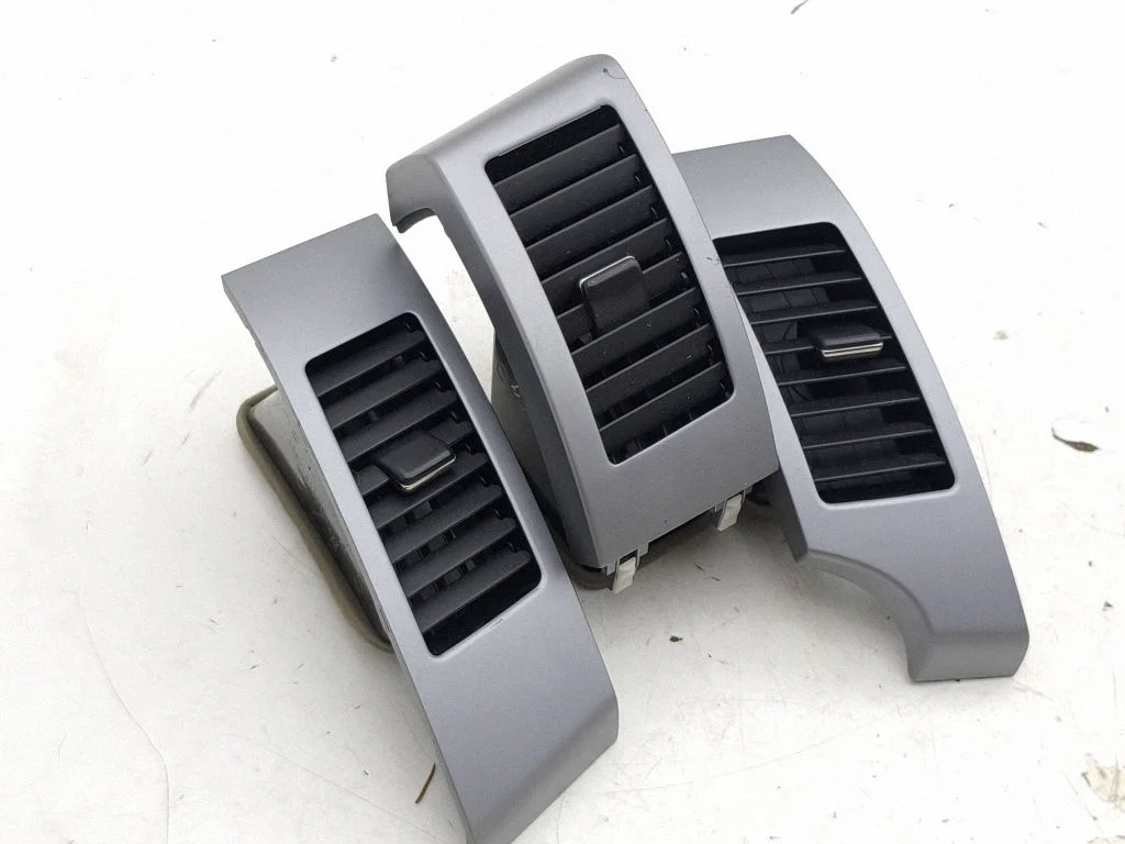 Dashboard side air vent grill/cover trim 8030A013ZZ