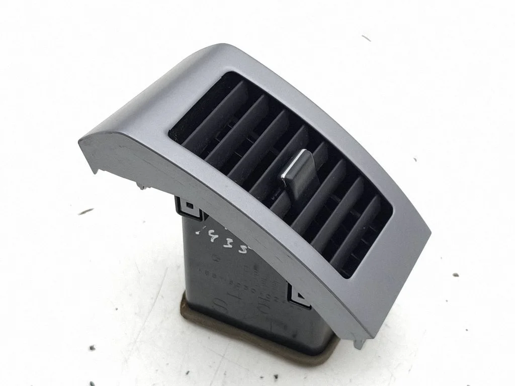 Dashboard side air vent grill/cover trim GN71114000