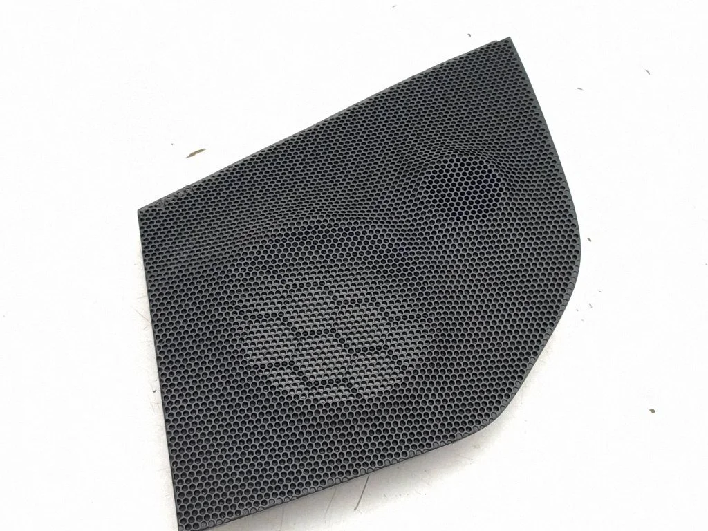 Sāna skaļruņa apdare 66118CA010