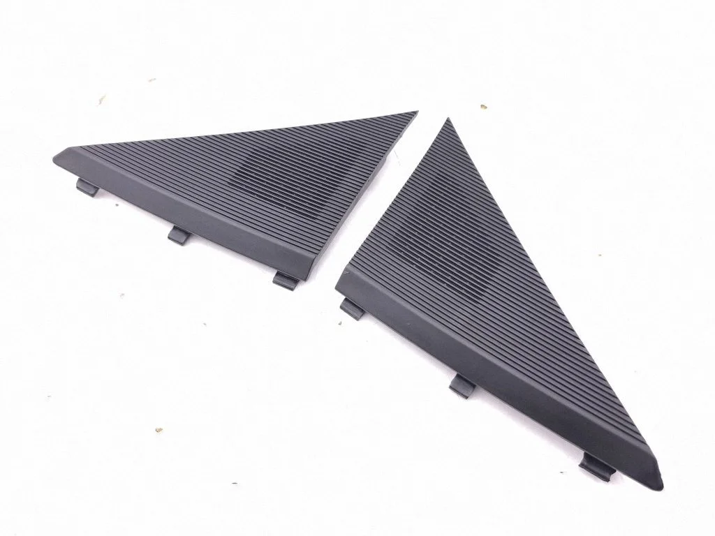 Side speaker trim/cover 281C34164R