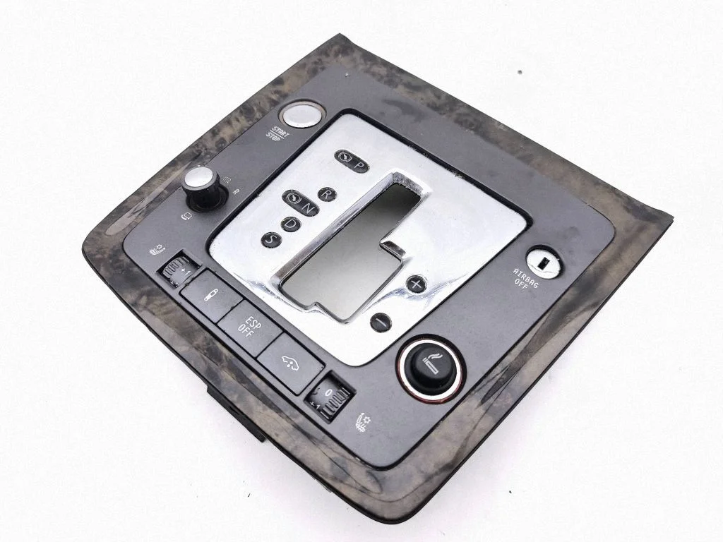 Gear shifter surround trim plastic 3D0864533