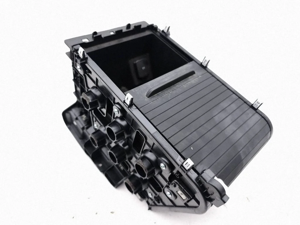 Glove box central console PJ8BR045A06