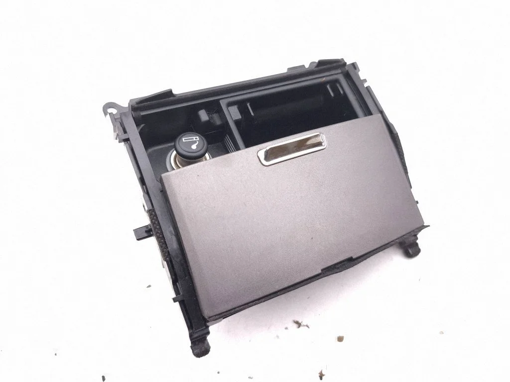 Ashtray (front) 1A421032G