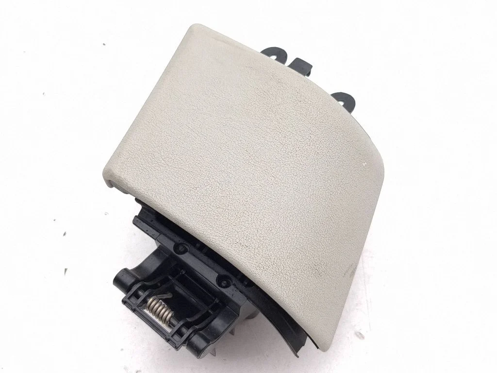 Ashtray trim (rear) – Land Rover Range Rover L405 (2013-2021)
