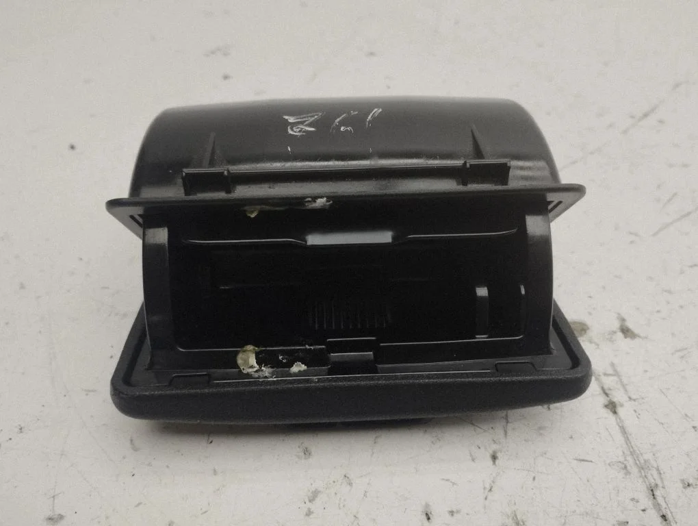 Ashtray (rear) 1A405006G