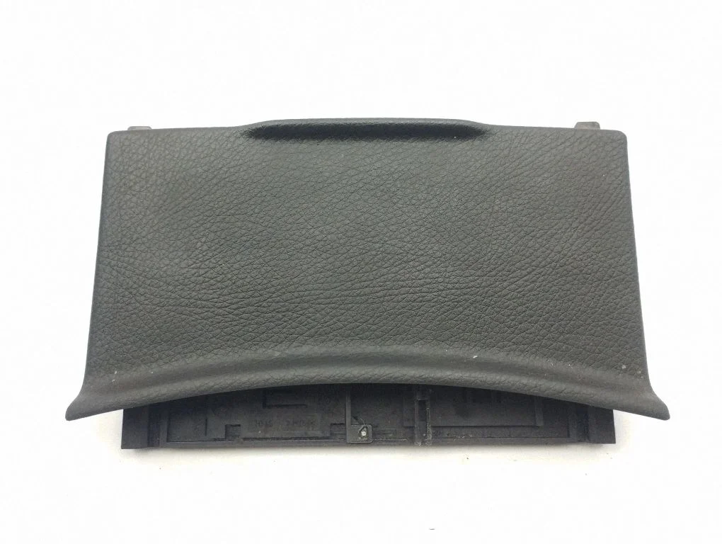 Ashtray (front) – Mercedes-Benz S-Class W221 (2005-2013)