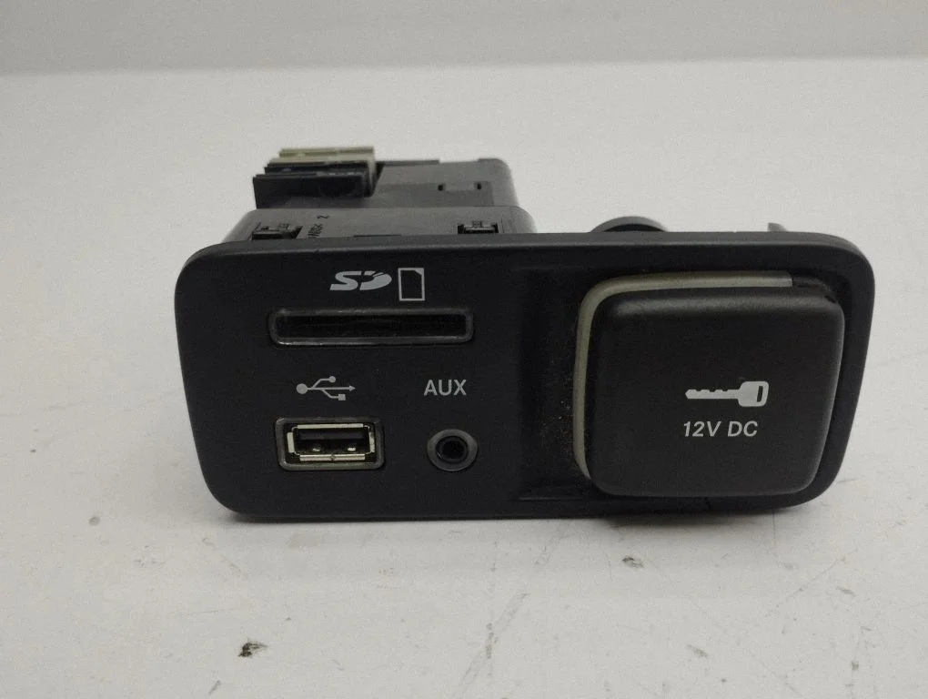 Cigarette lighter front 68146071AC