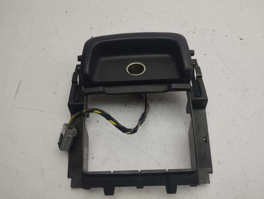 Cigarette lighter rear – Volvo S60 (2001-2004)