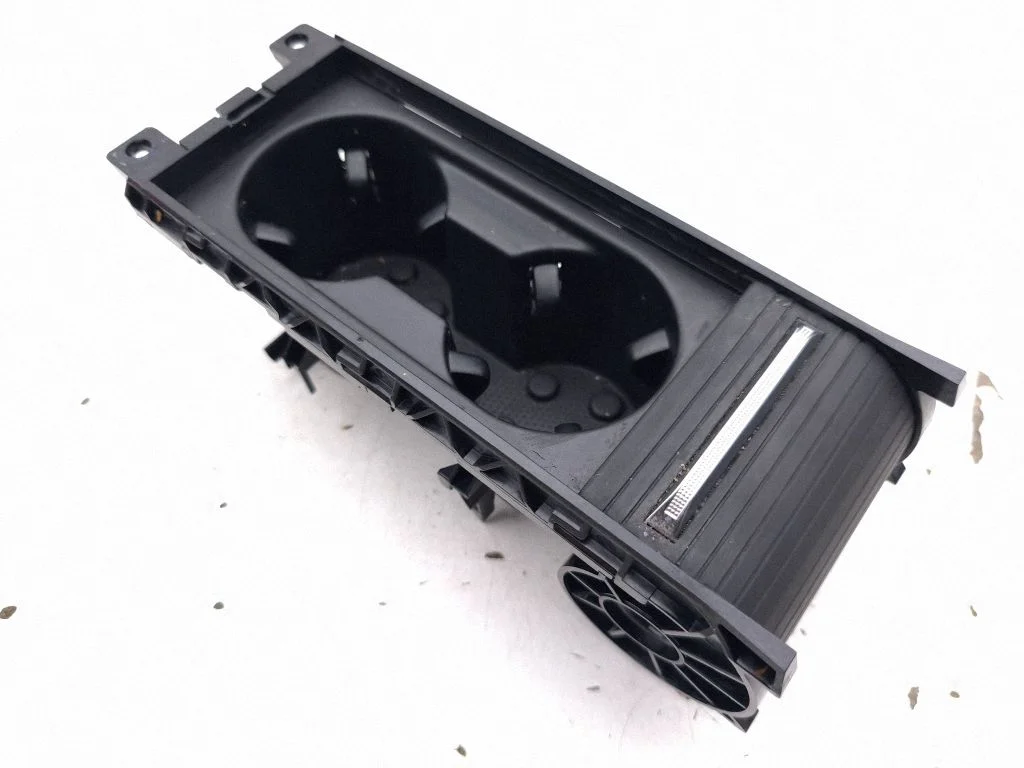 Cup holder front 5E3862531A