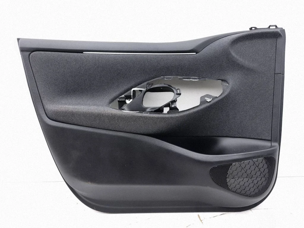 Eesmiste uste sisevooder – Toyota Yaris XP210 (2020-)