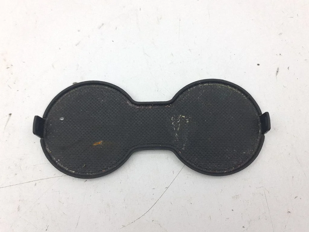 Cup holder pad/mat 8W0852145