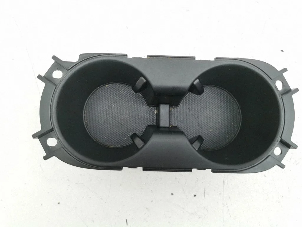 Topsihoidiku kummimatt 84626J7900