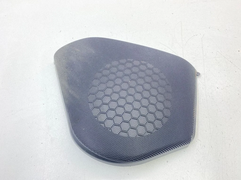 Front door speaker cover trim A2207270588