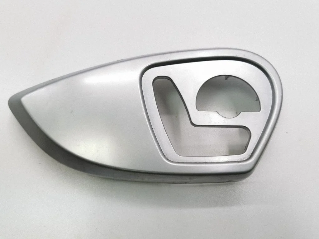 Front door seat control surround trim – Mercedes-Benz ML-Class W164 (2005-2011)