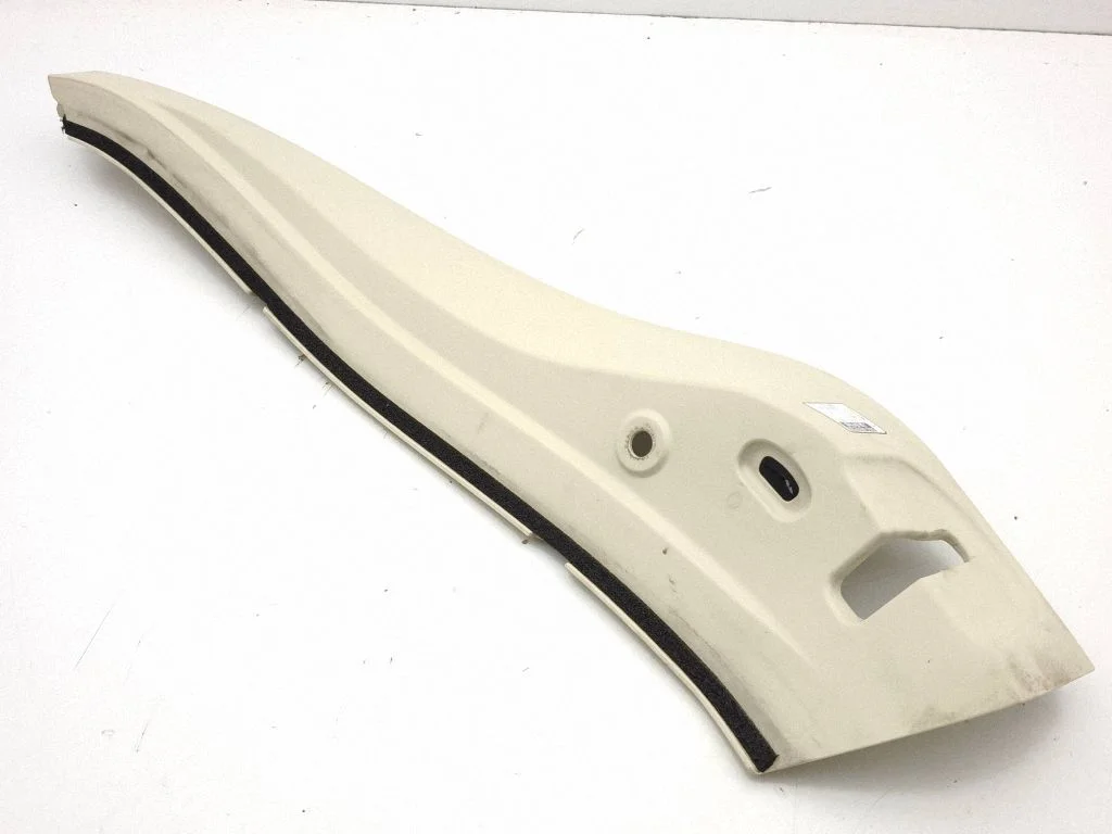 Other rear door trim element 6772253011