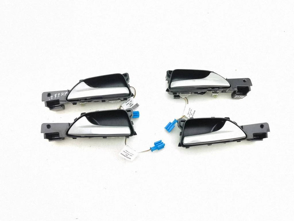 Front door interior handle – Mercedes-Benz ML-Class W166 (2012-2017)