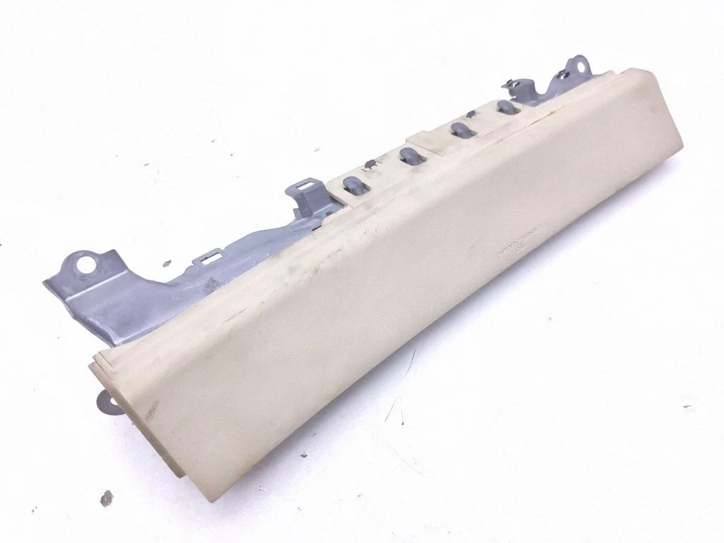Knee airbag DLE5000