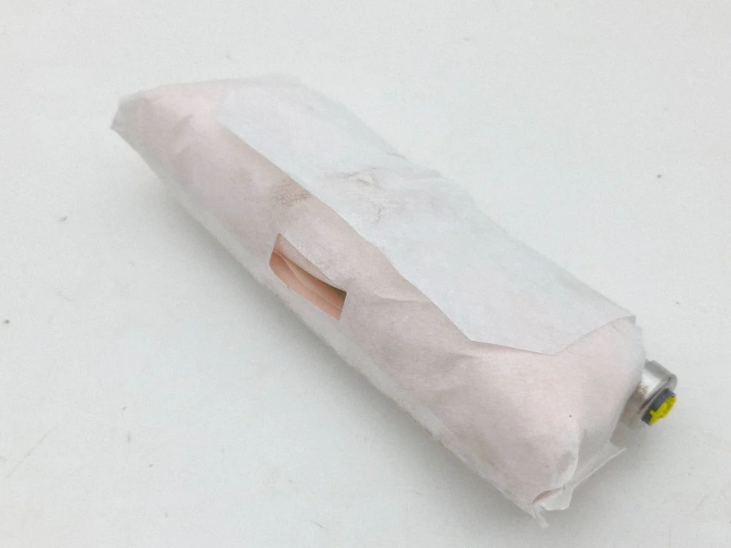 Knee airbag – Lexus IS III XE30 (2013-2020)