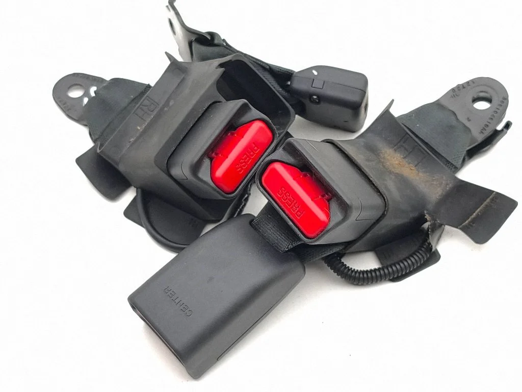 Rear seatbelt buckle – Toyota Yaris XP210 (2020-)