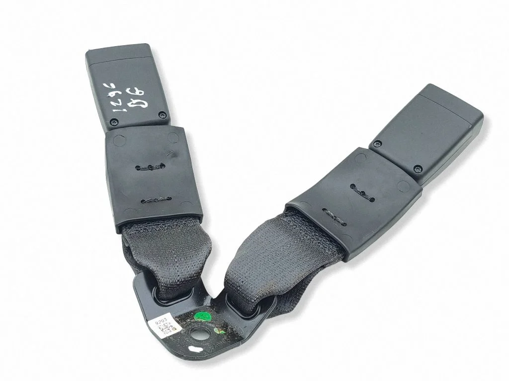 Keskmise turvavöö pannal (tagumine) EA0145