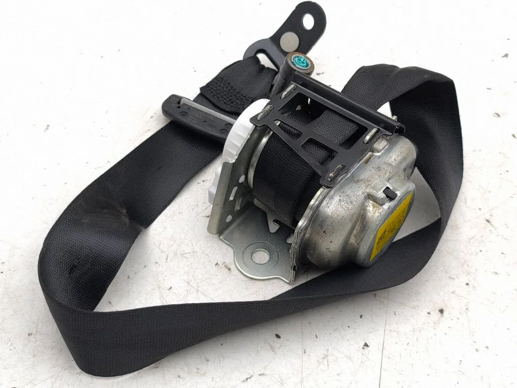 Rear seatbelt A2478600985