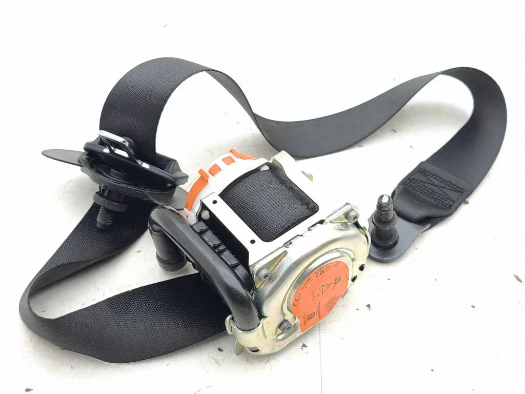 Front seatbelt A118860130