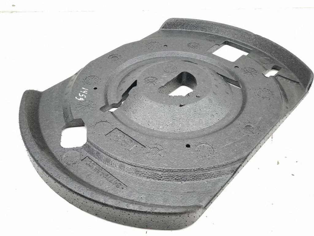 Spare wheel section trim 6477953100