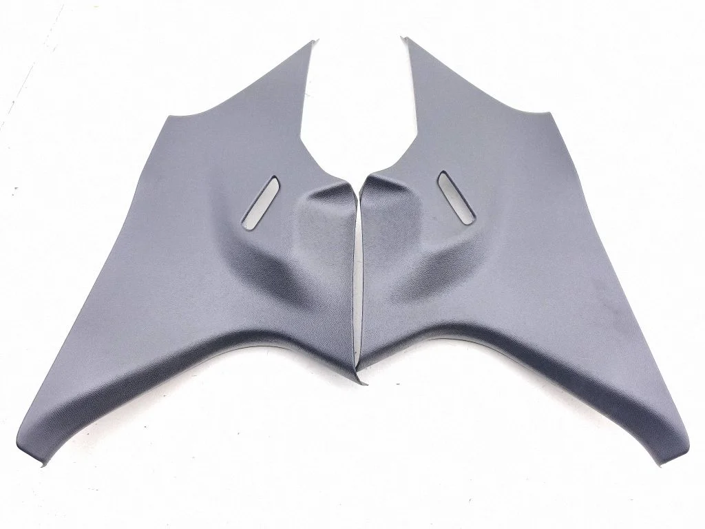 (D) pillar trim (bottom) A007SJ01