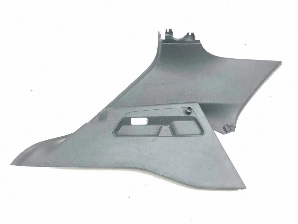 (D) pillar trim (bottom) 10A867287B