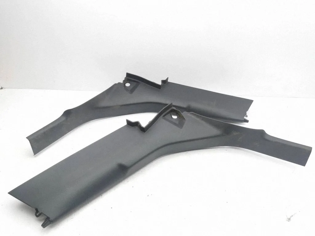 (D) pillar trim (bottom) 9800072677