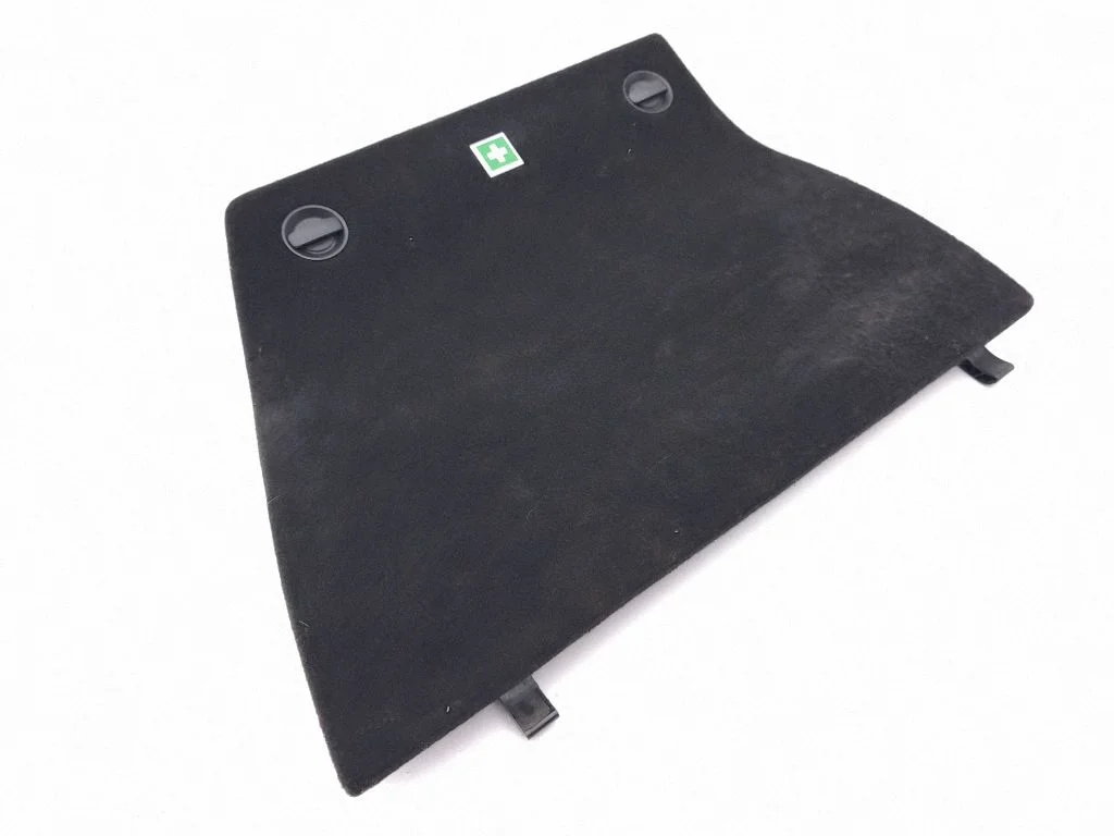 Trunk/boot trim cover JC289310