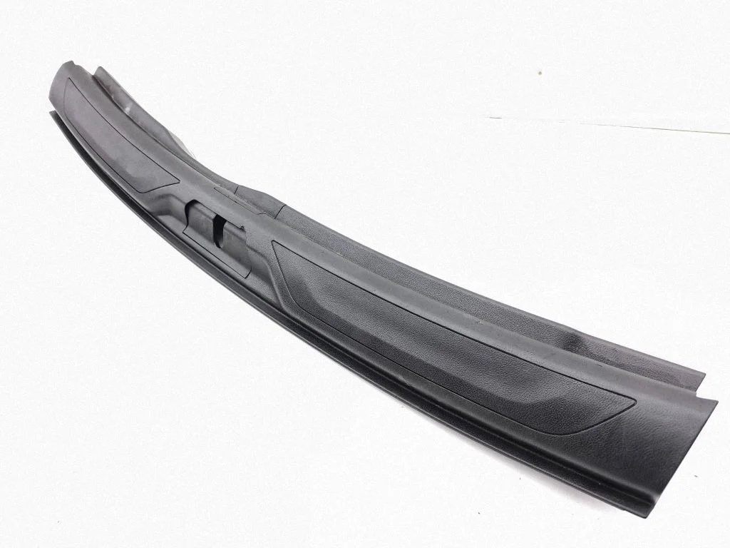 Trunk/boot sill cover protection 13097722