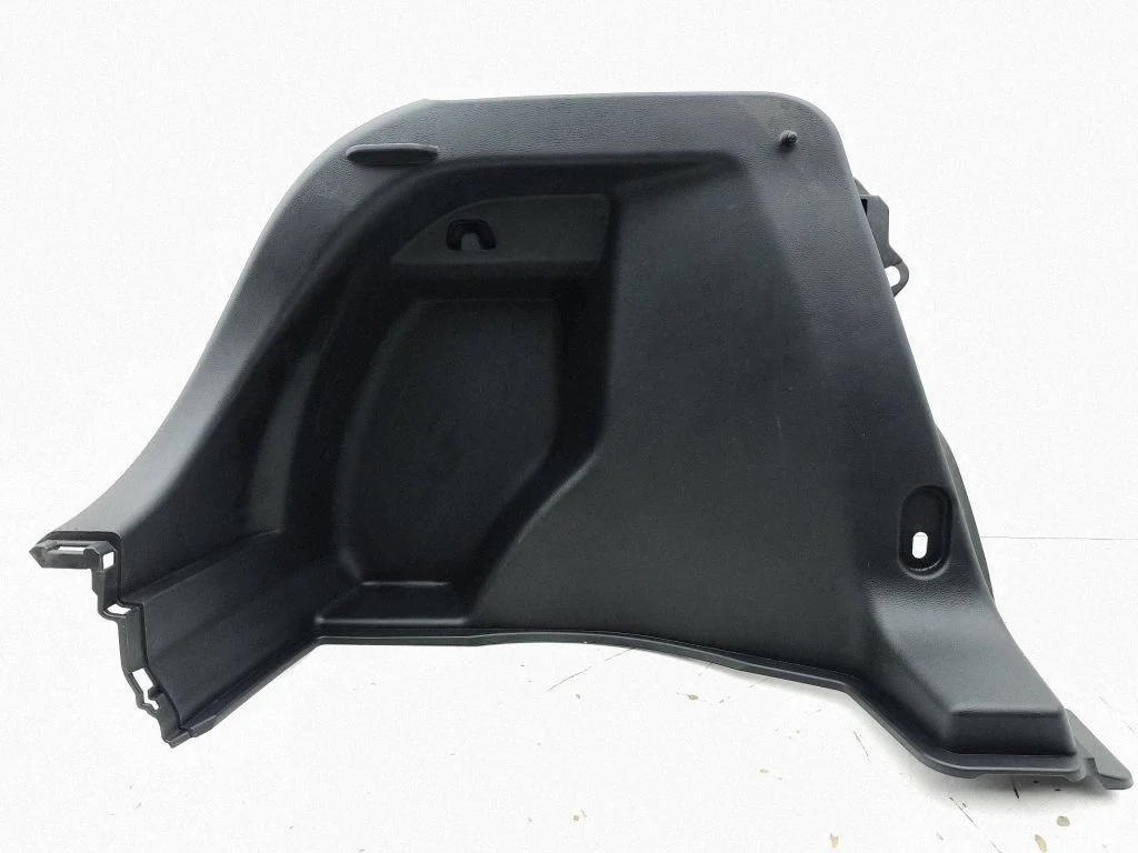 Trunk/boot side trim panel 64740F4170