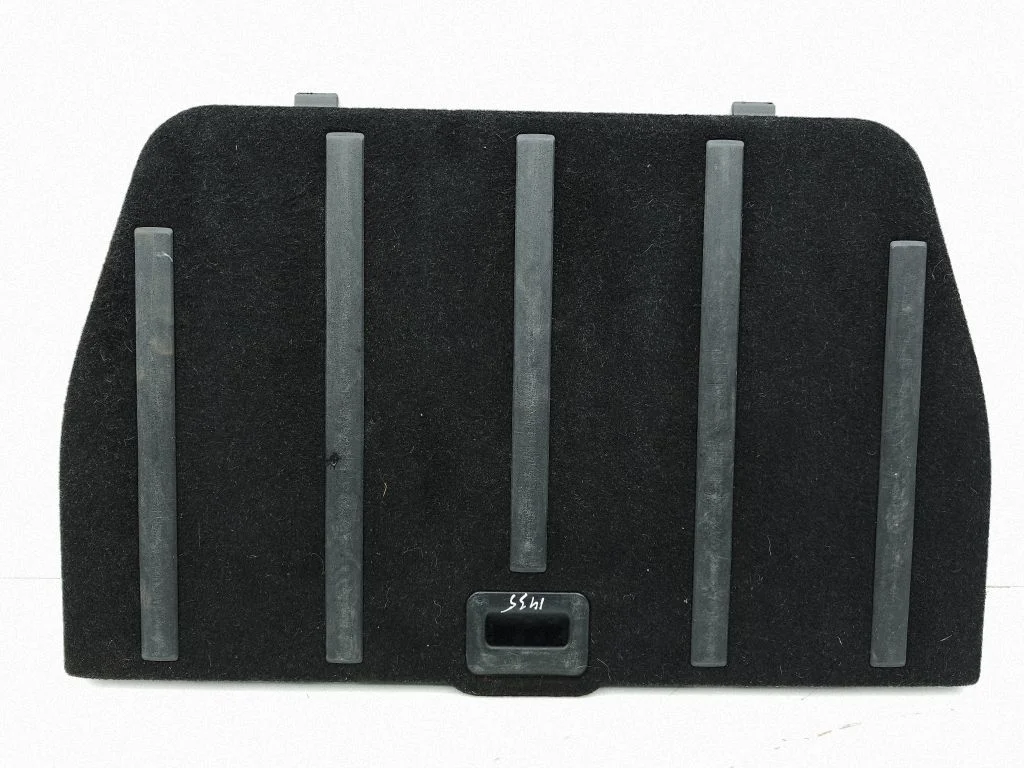 Trunk/boot floor carpet liner 7646A005ZZ