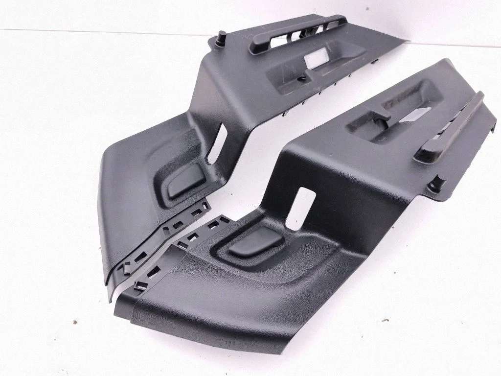 Parcel shelf load cover mount bracket JX7BA46809AEW