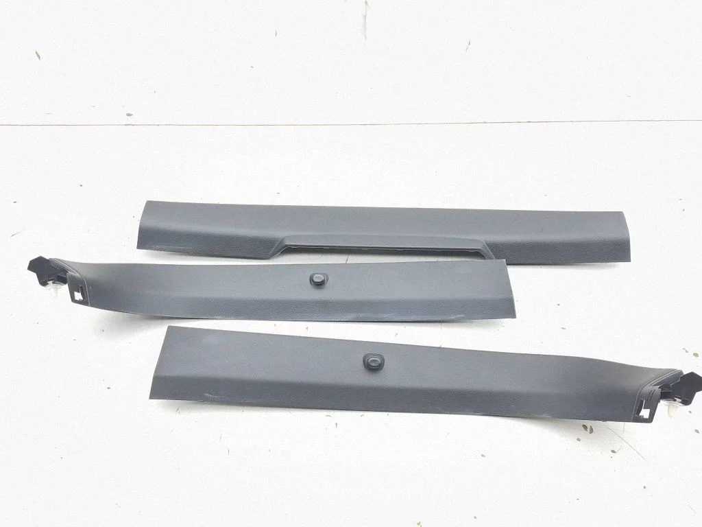 Tapicerka klapy bagażnika (komplet) D28700JL000