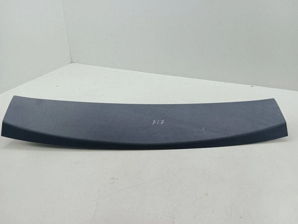 Augšējā apdare (pie loga) 6793978010