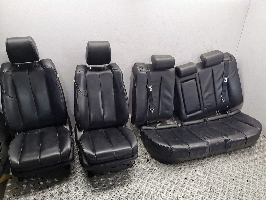 Interior set