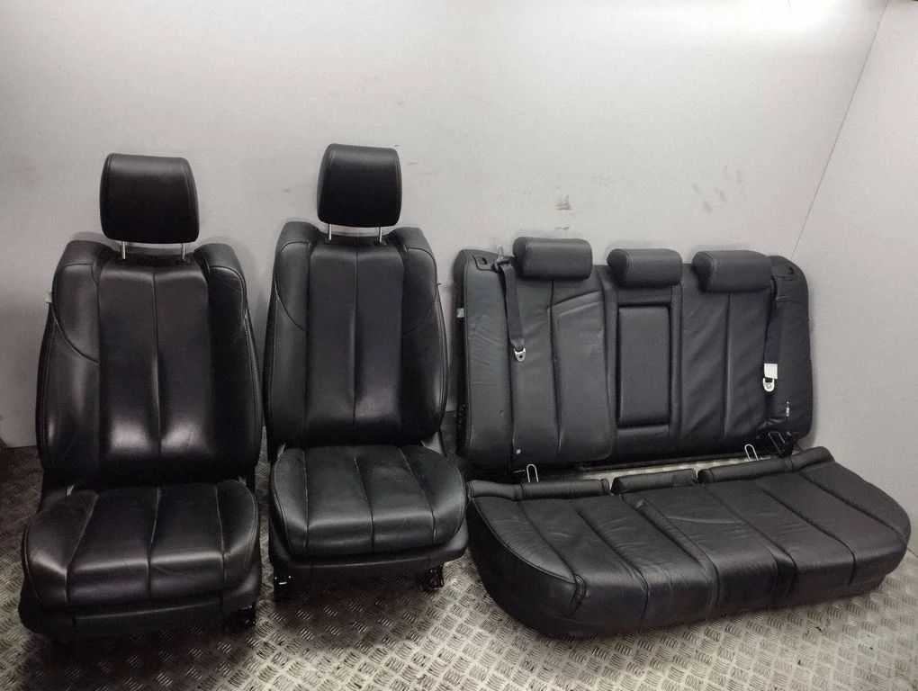 Interior set