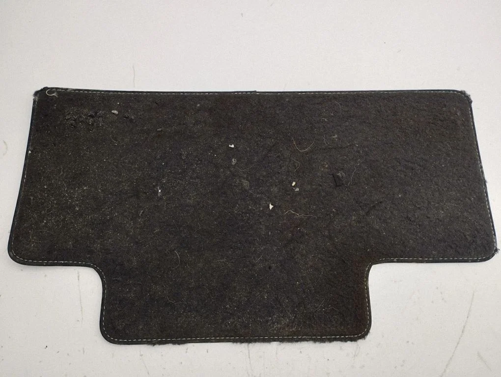 Rear floor mat 8201740263